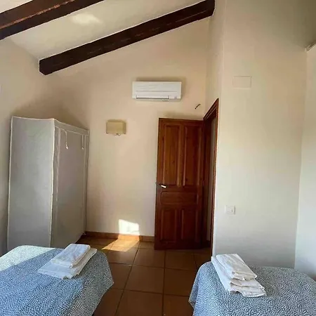 Casa Con Piscina Comunitaria En Holiday home *